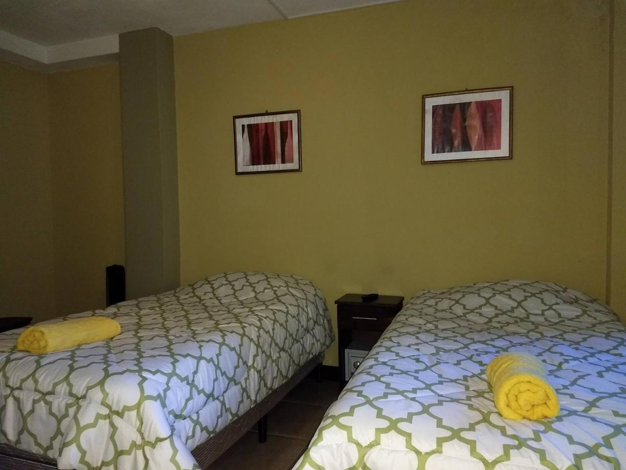 Bed and Breakfast Give House Guatemala-Stadt Exterior foto